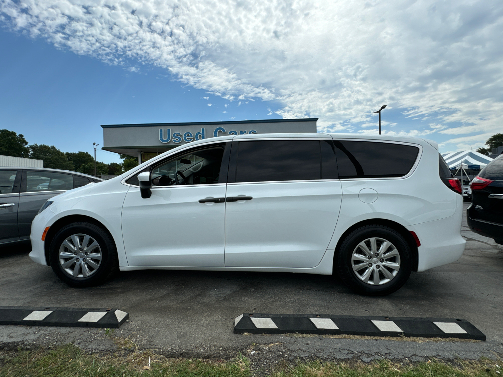 2020 CHRYSLER VOYAGER L 3