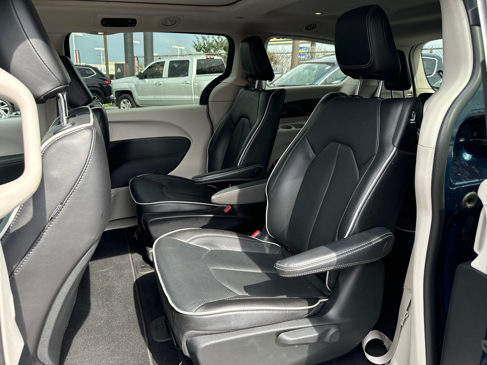 2022 CHRYSLER PACIFICA Hybrid Limited 7