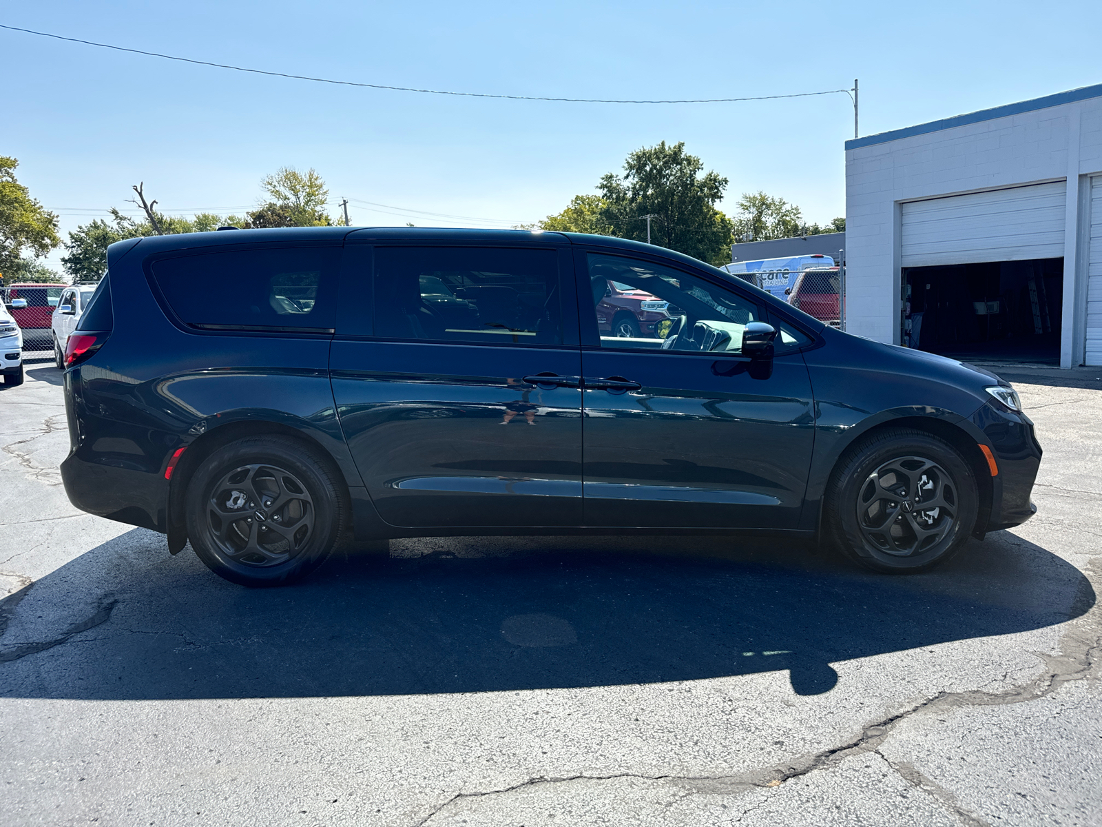 2022 CHRYSLER PACIFICA Hybrid Limited 5