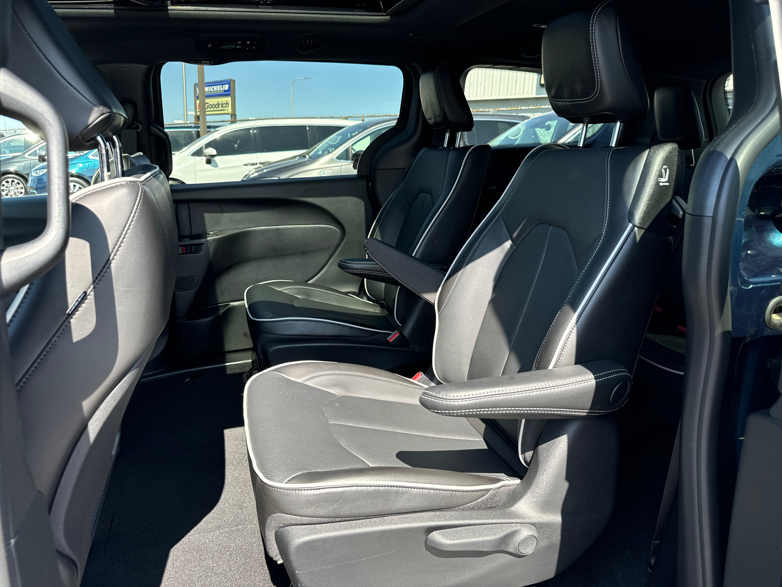 2022 CHRYSLER PACIFICA Hybrid Limited 7