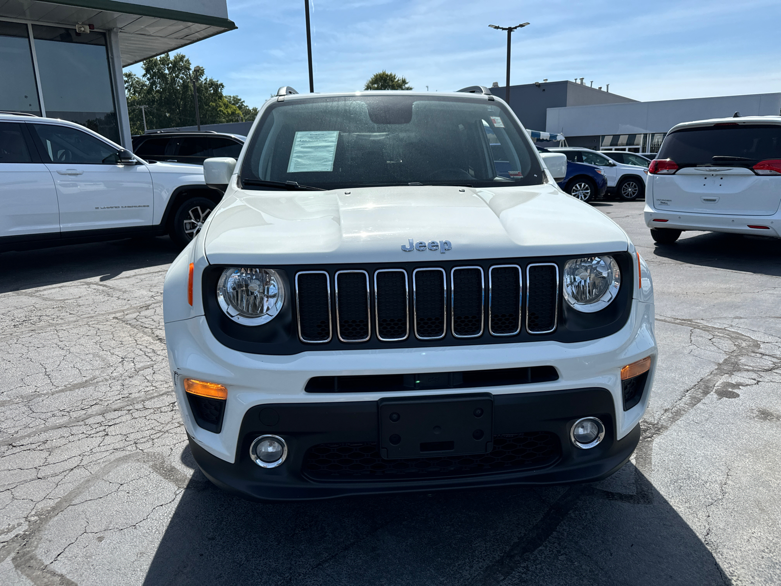 2020 JEEP RENEGADE Latitude 2