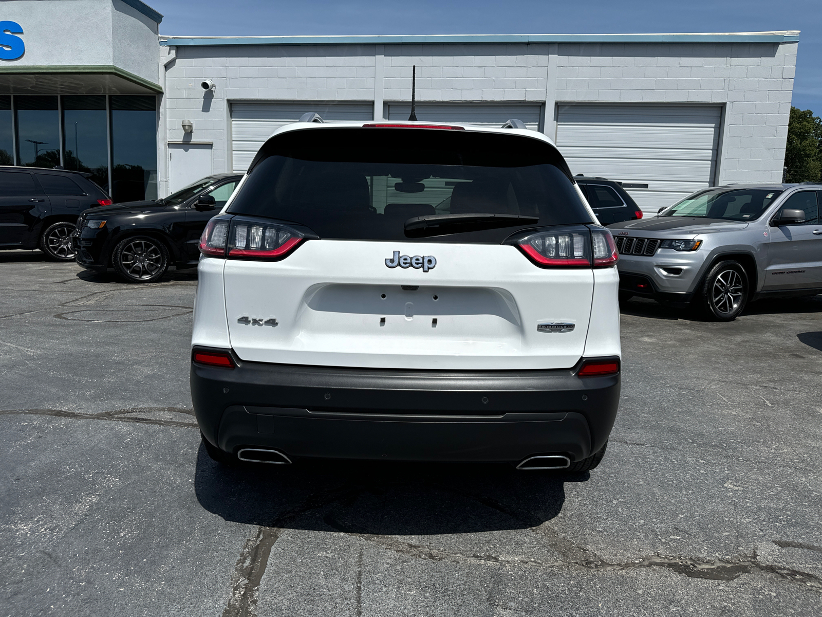 2021 JEEP CHEROKEE Latitude Lux 4