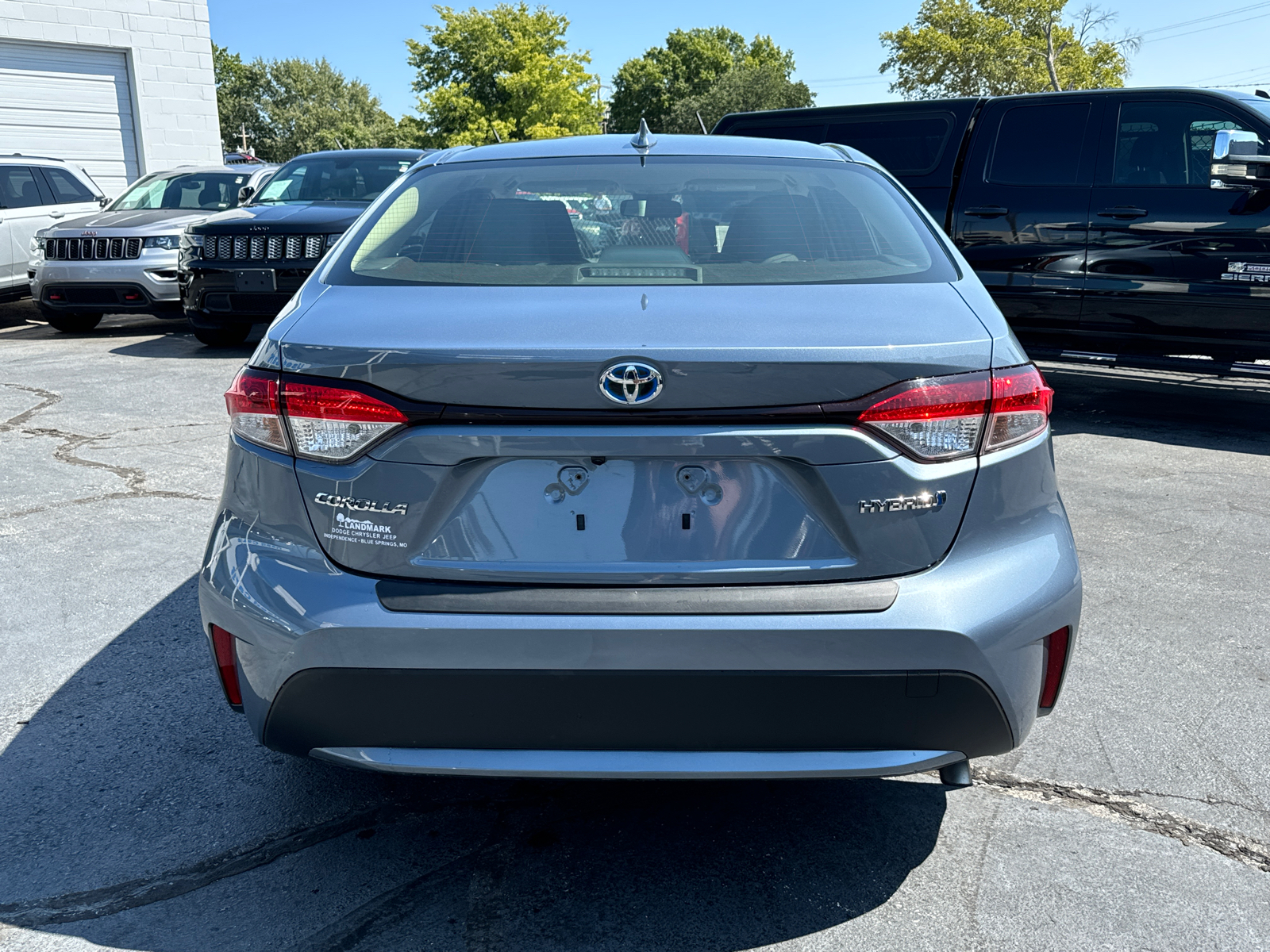 2022 TOYOTA COROLLA Hybrid LE 4