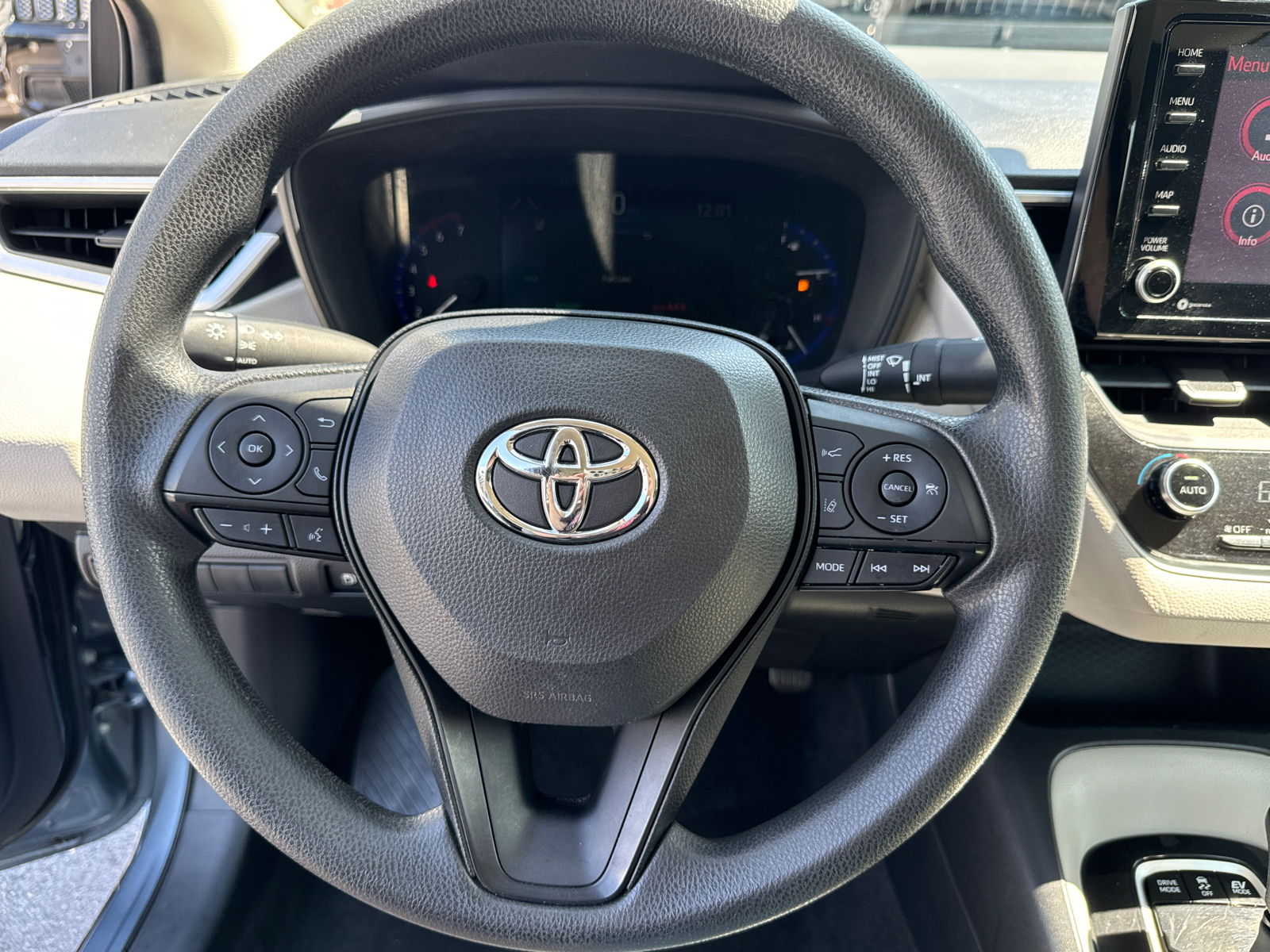 2022 TOYOTA COROLLA Hybrid LE 13