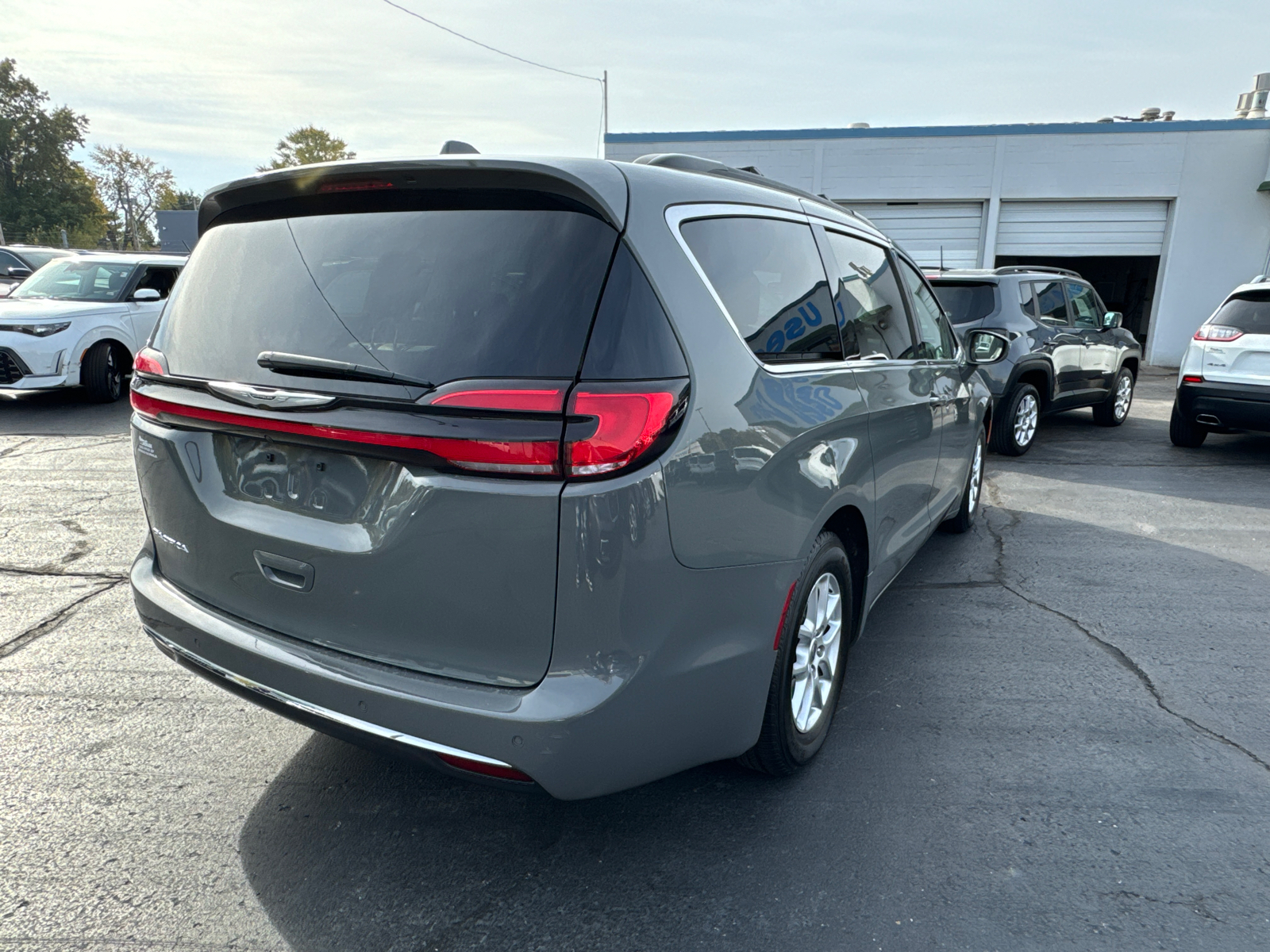 2022 CHRYSLER PACIFICA Touring L 5