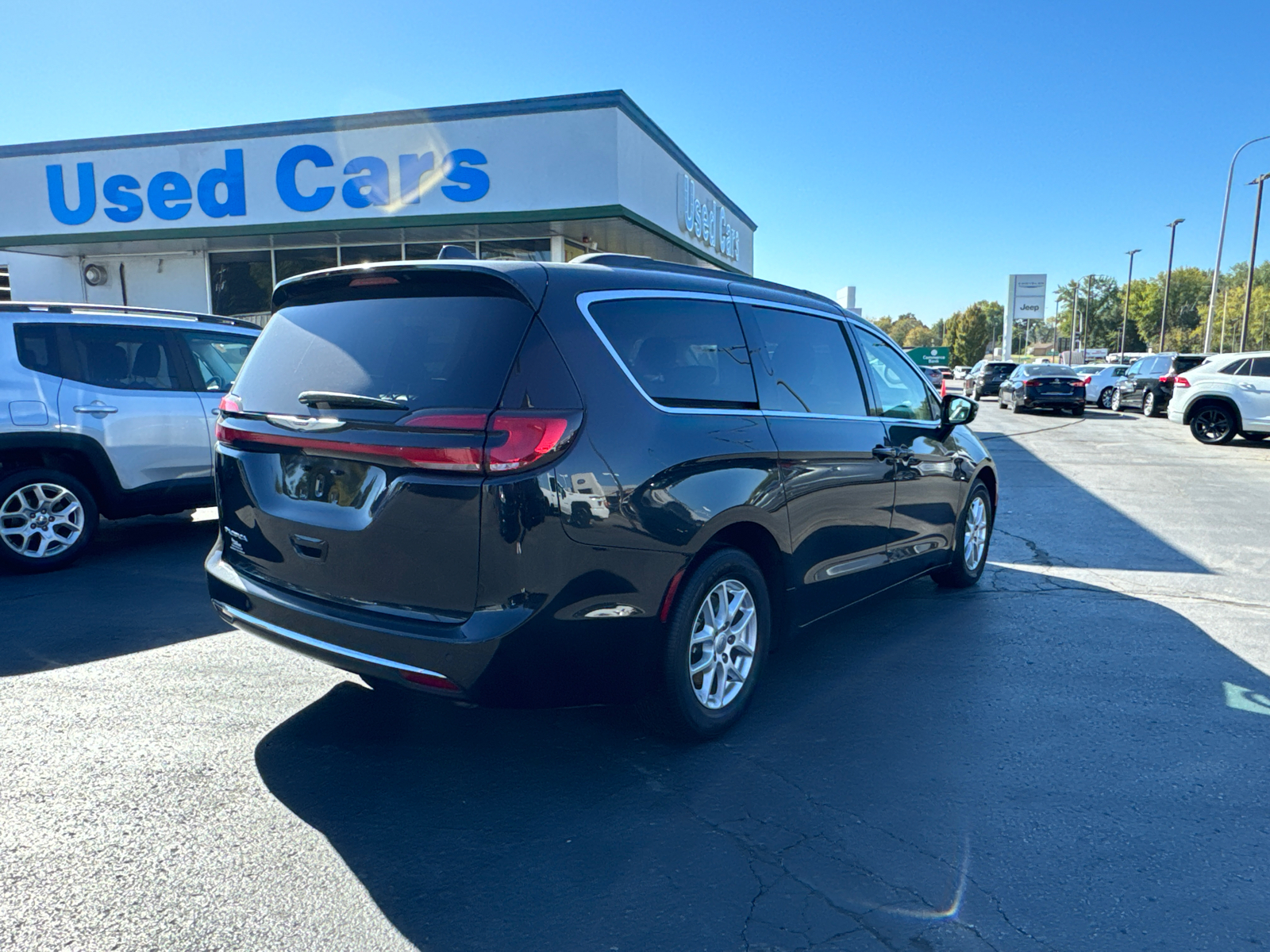 2022 CHRYSLER PACIFICA Touring L 5