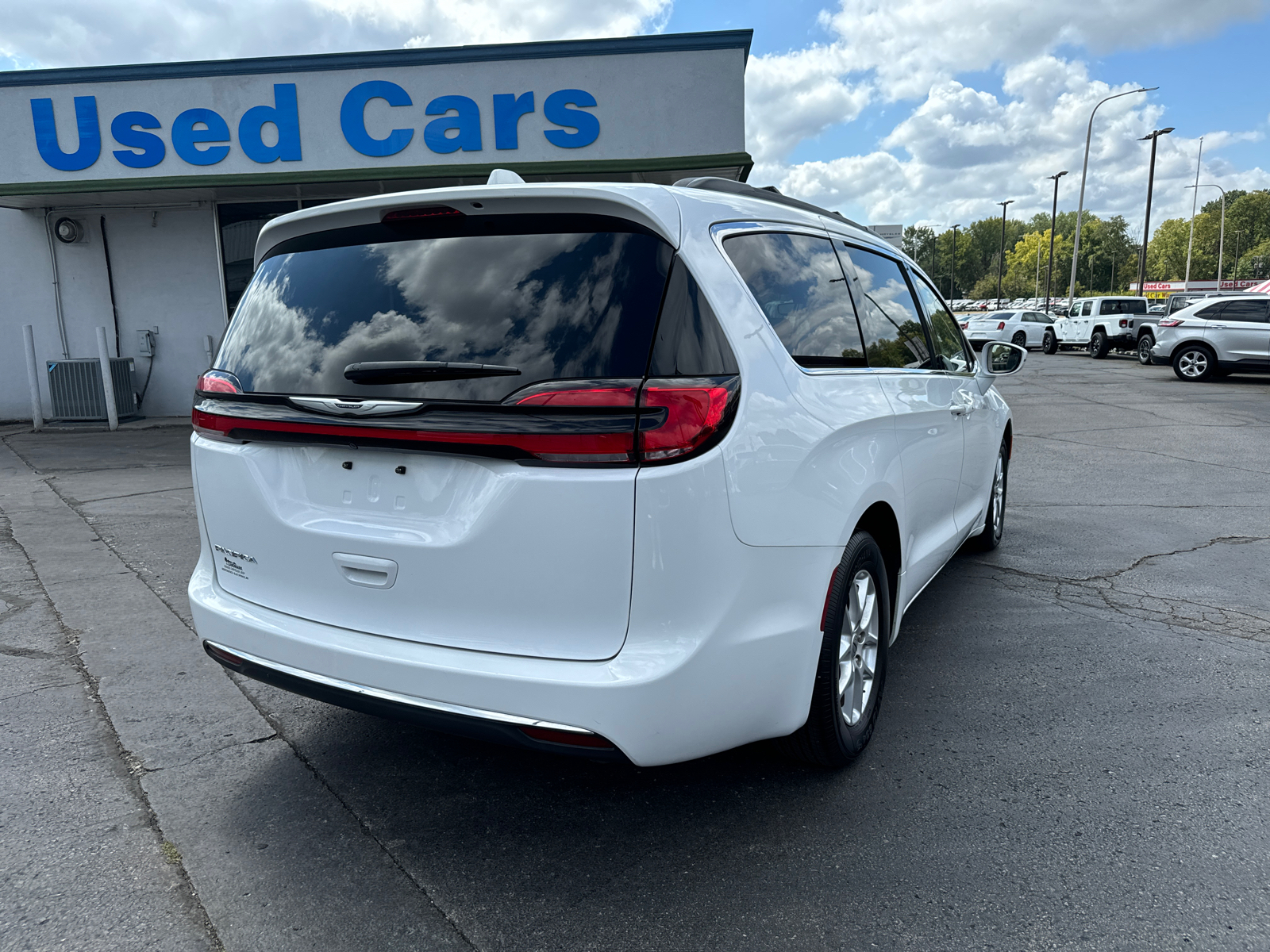 2022 CHRYSLER PACIFICA Touring L 5