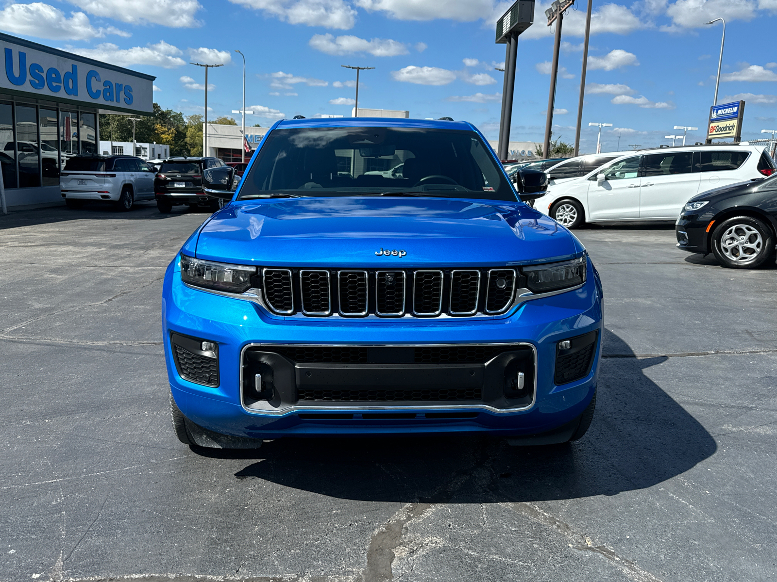 2023 JEEP GRAND CHEROKEE Overland 2