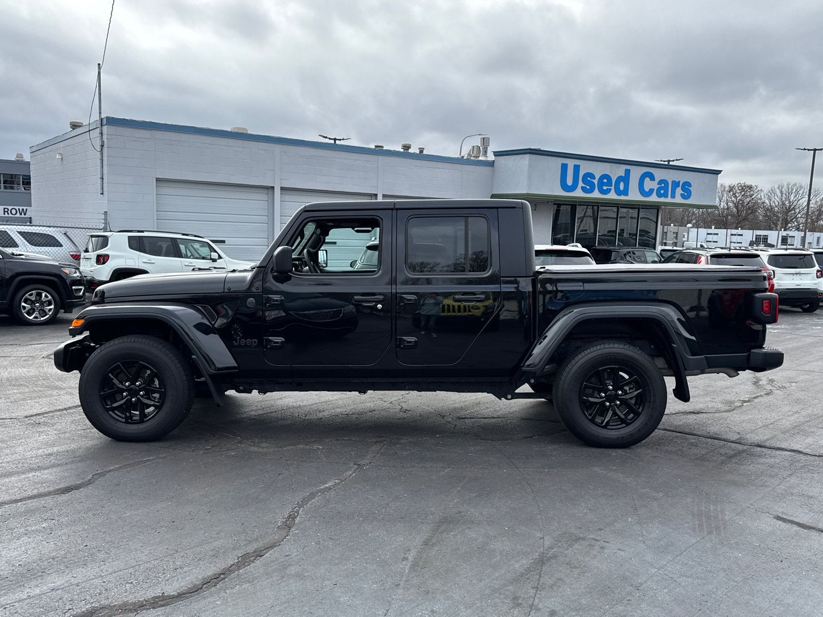 2023 JEEP GLADIATOR Sport S 3