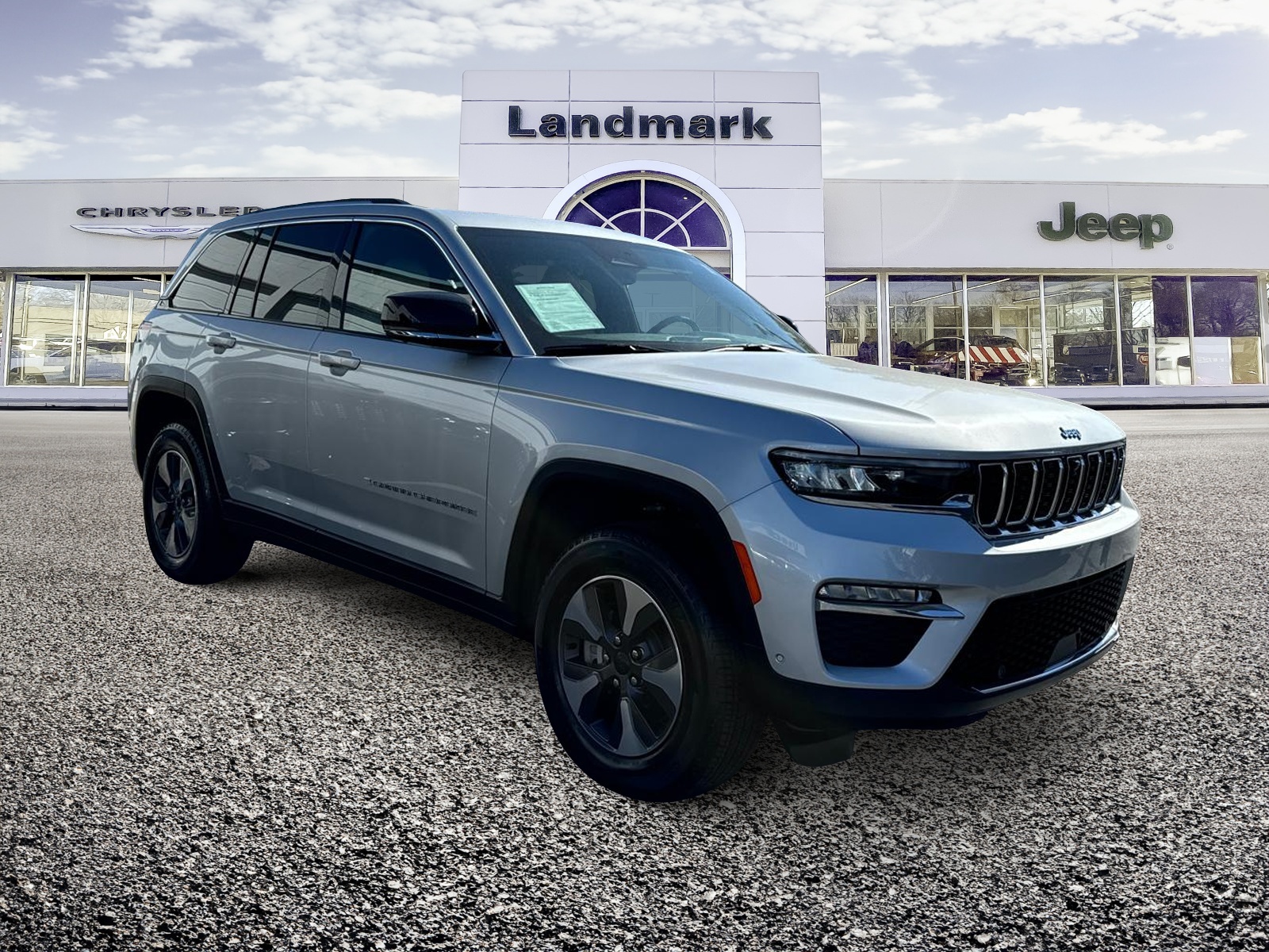 2023 JEEP GRAND CHEROKEE 4XE 4x4 1