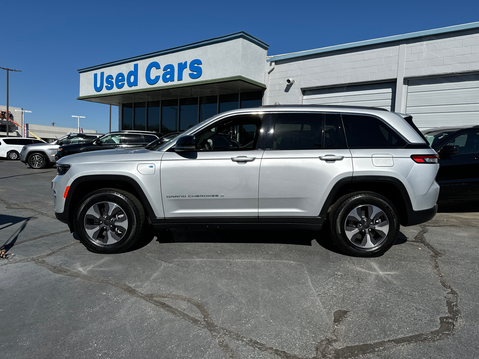 2023 JEEP GRAND CHEROKEE 4XE 4x4 3