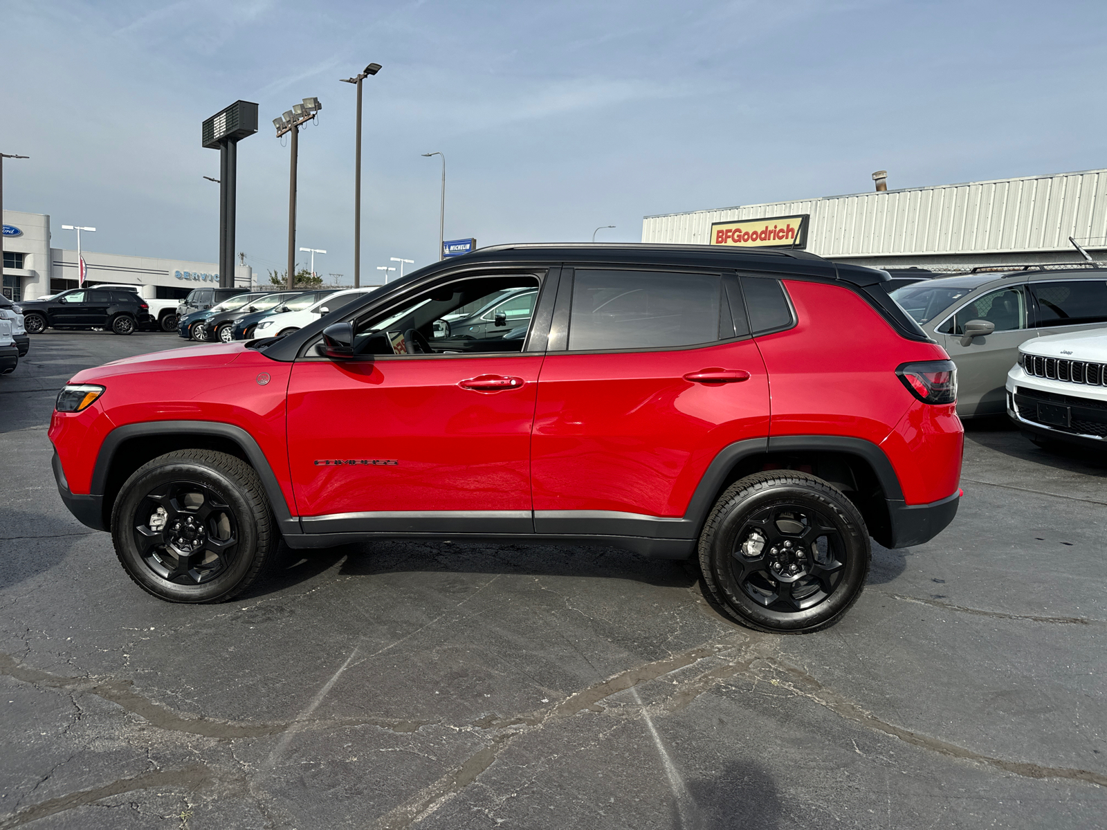 2023 JEEP COMPASS Trailhawk 3