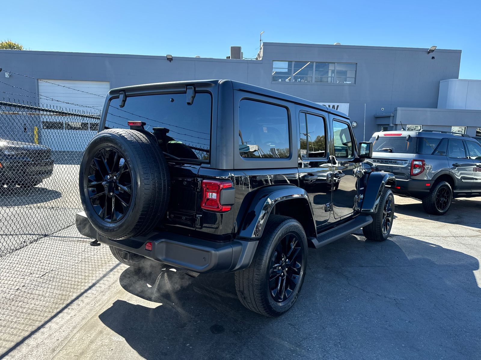 2021 JEEP WRANGLER 4XE Unlimited Sahara 5