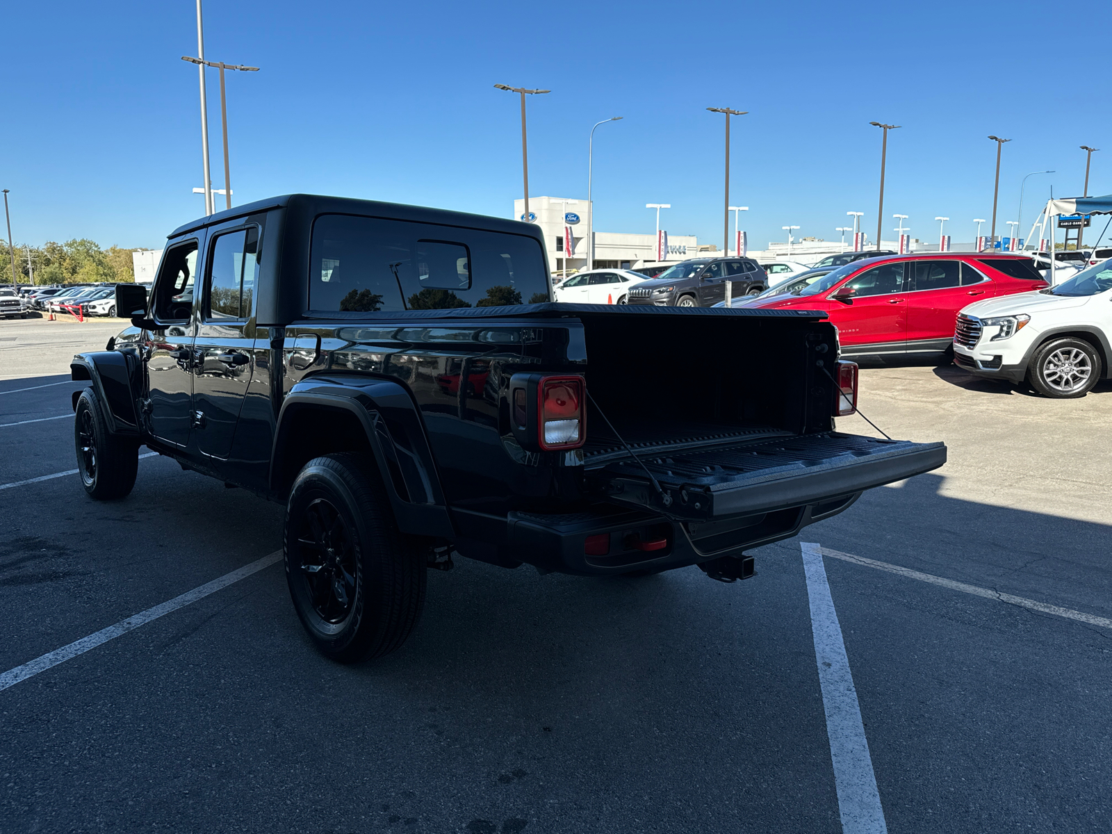 2021 JEEP GLADIATOR Sport S 17