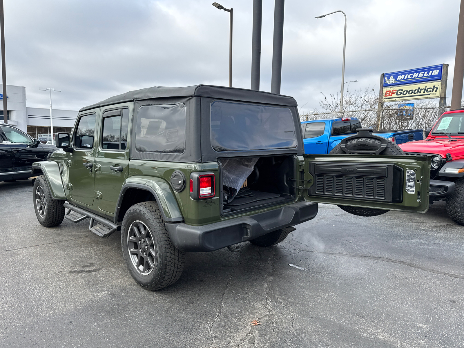 2021 JEEP WRANGLER Unlimited 80th Anniversary 17