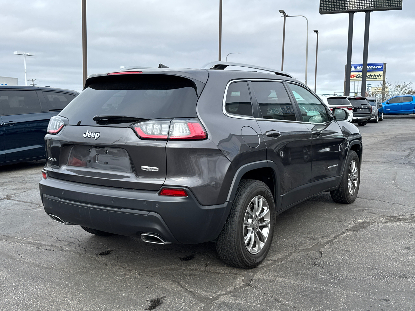 2021 JEEP CHEROKEE Latitude Lux 5