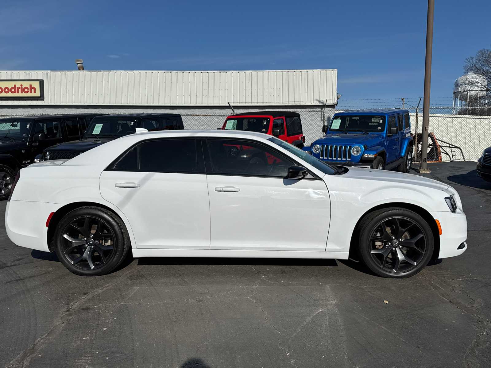 2021 CHRYSLER 300 Touring 19