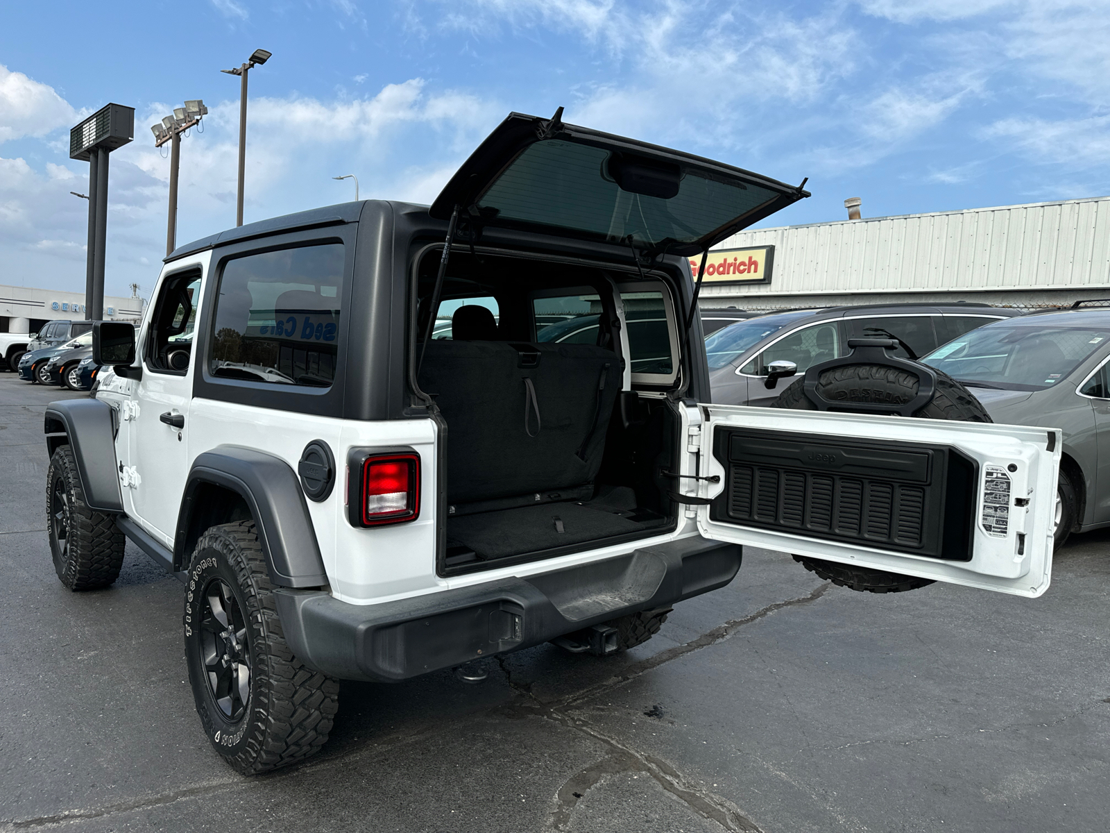 2020 JEEP WRANGLER Willys 15