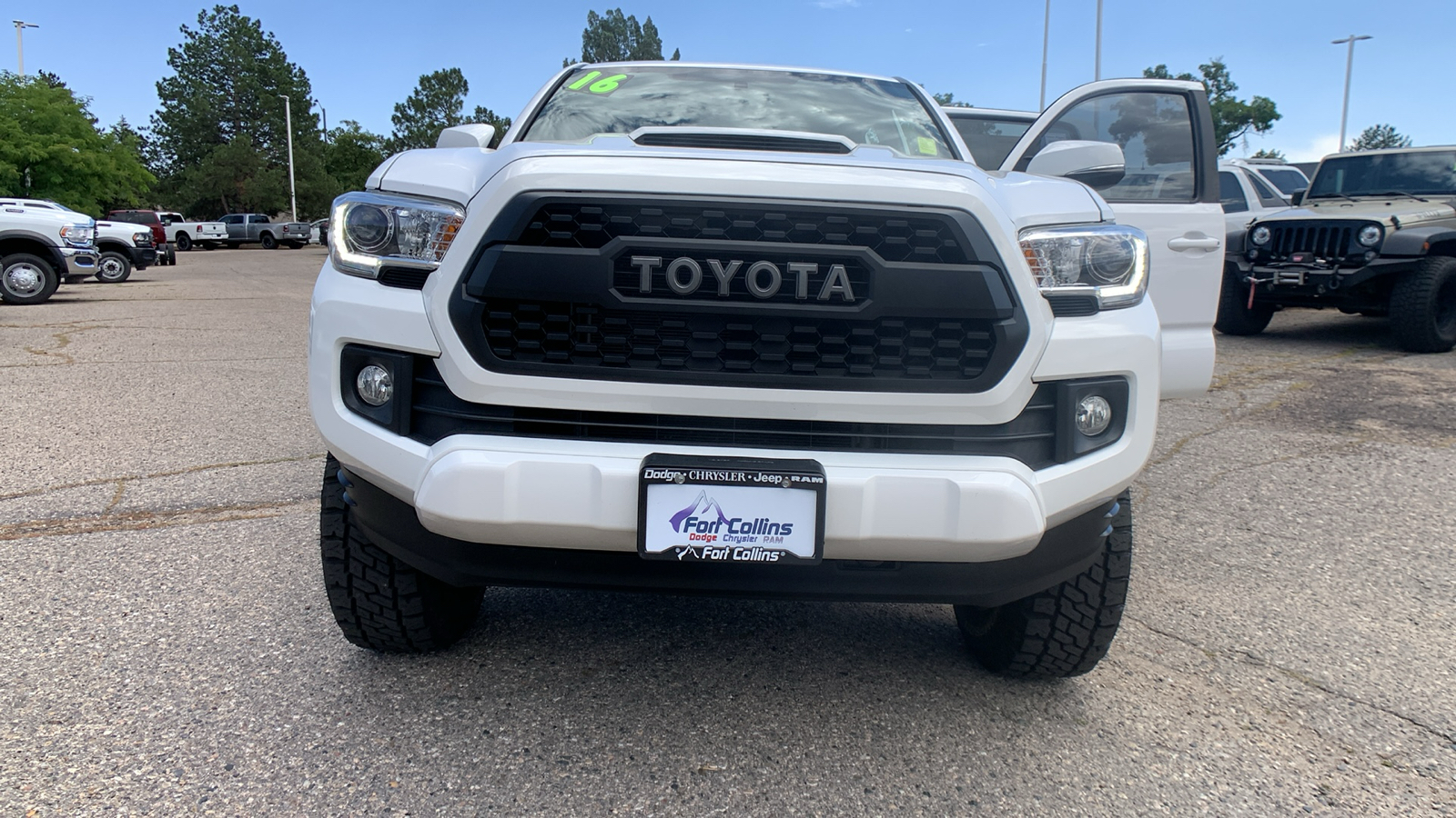 2016 Toyota Tacoma TRD Off-Road 3