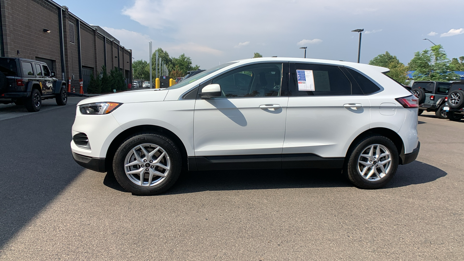 2024 Ford Edge SEL 2