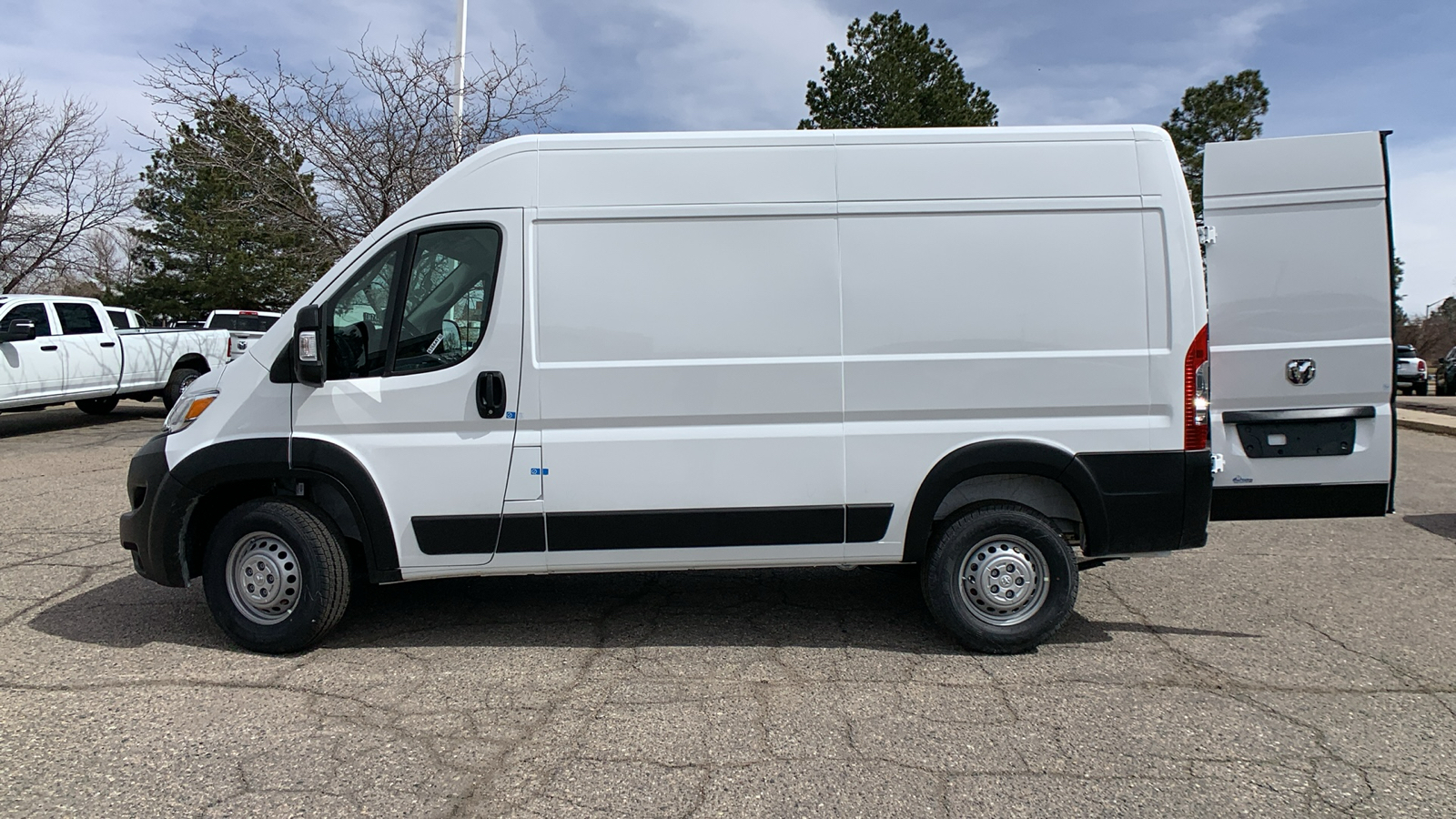 2024 Ram ProMaster Cargo Van Tradesman 11