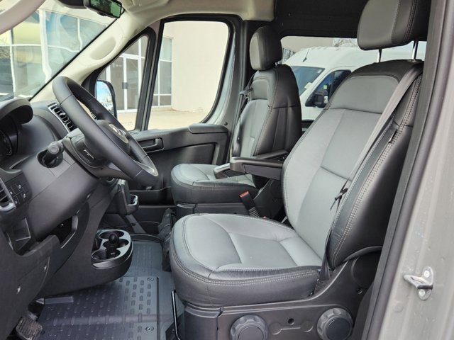 2024 Ram ProMaster Cargo Van SLT+ 11