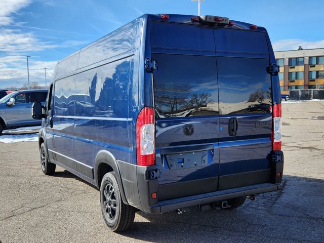 2024 Ram ProMaster Cargo Van SLT+ 3