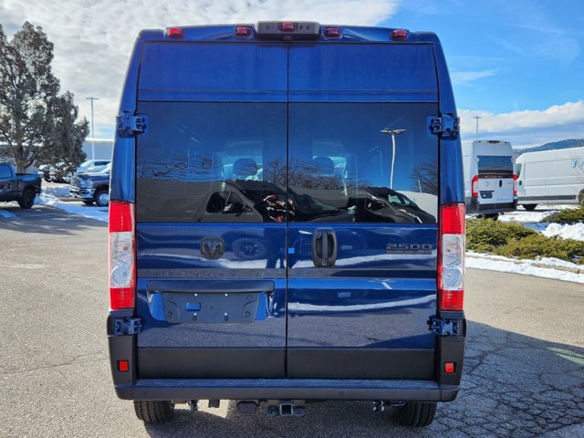 2024 Ram ProMaster Cargo Van SLT+ 4