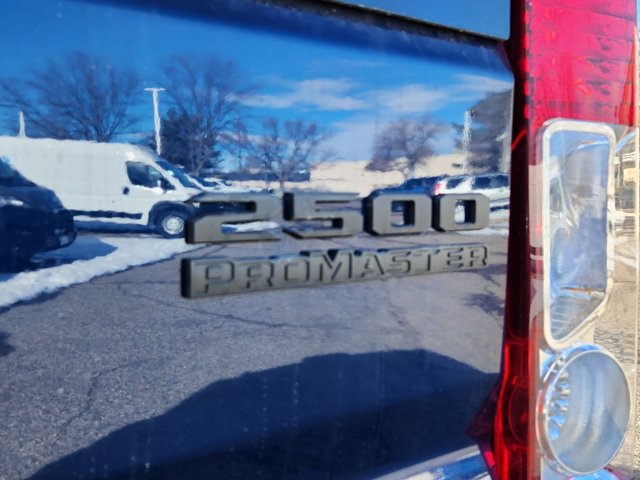 2024 Ram ProMaster Cargo Van SLT+ 19