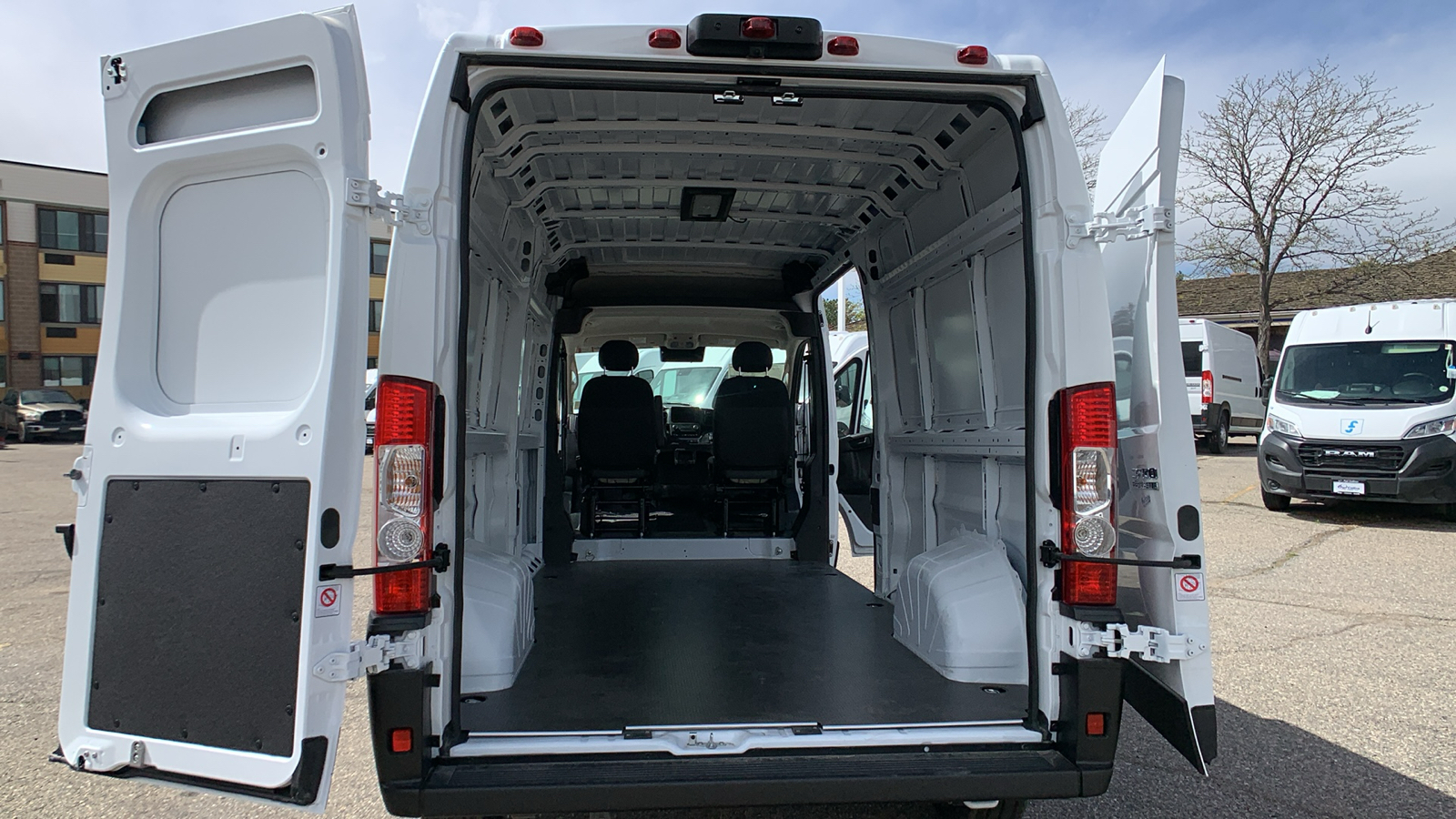 2024 Ram ProMaster Cargo Van Tradesman 22