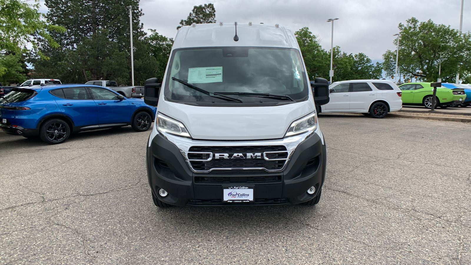 2024 Ram ProMaster Cargo Van SLT 4