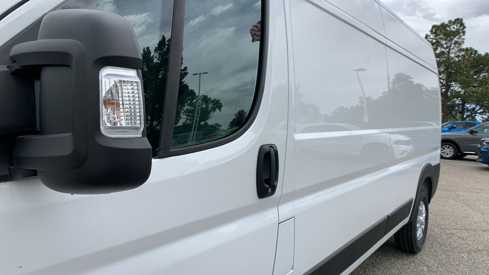 2024 Ram ProMaster Cargo Van SLT 14