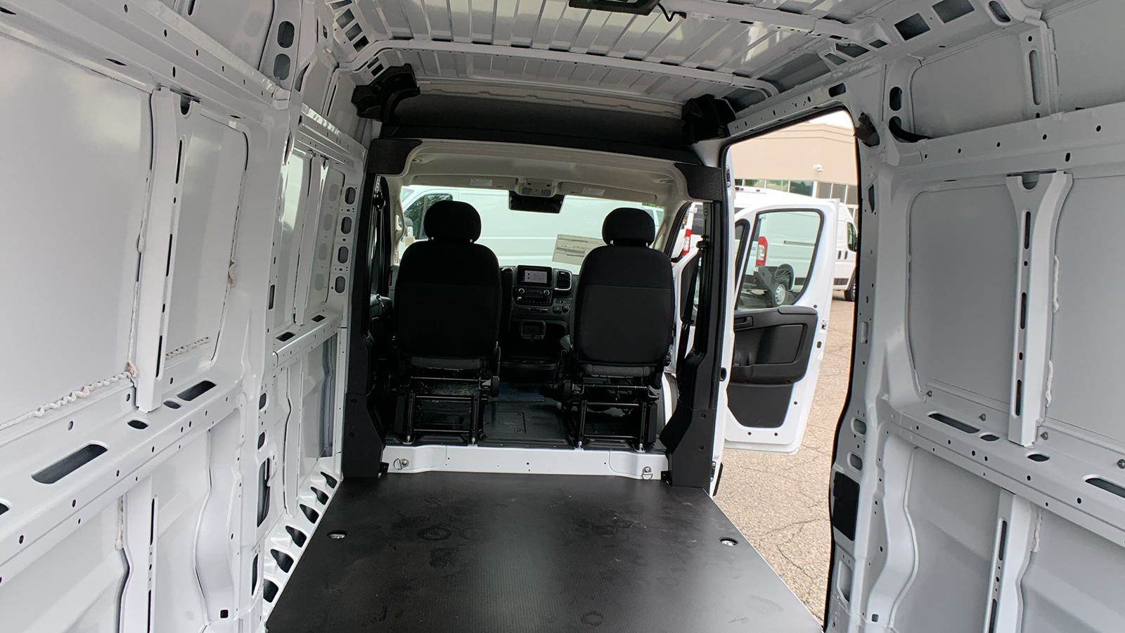 2024 Ram ProMaster Cargo Van SLT 26