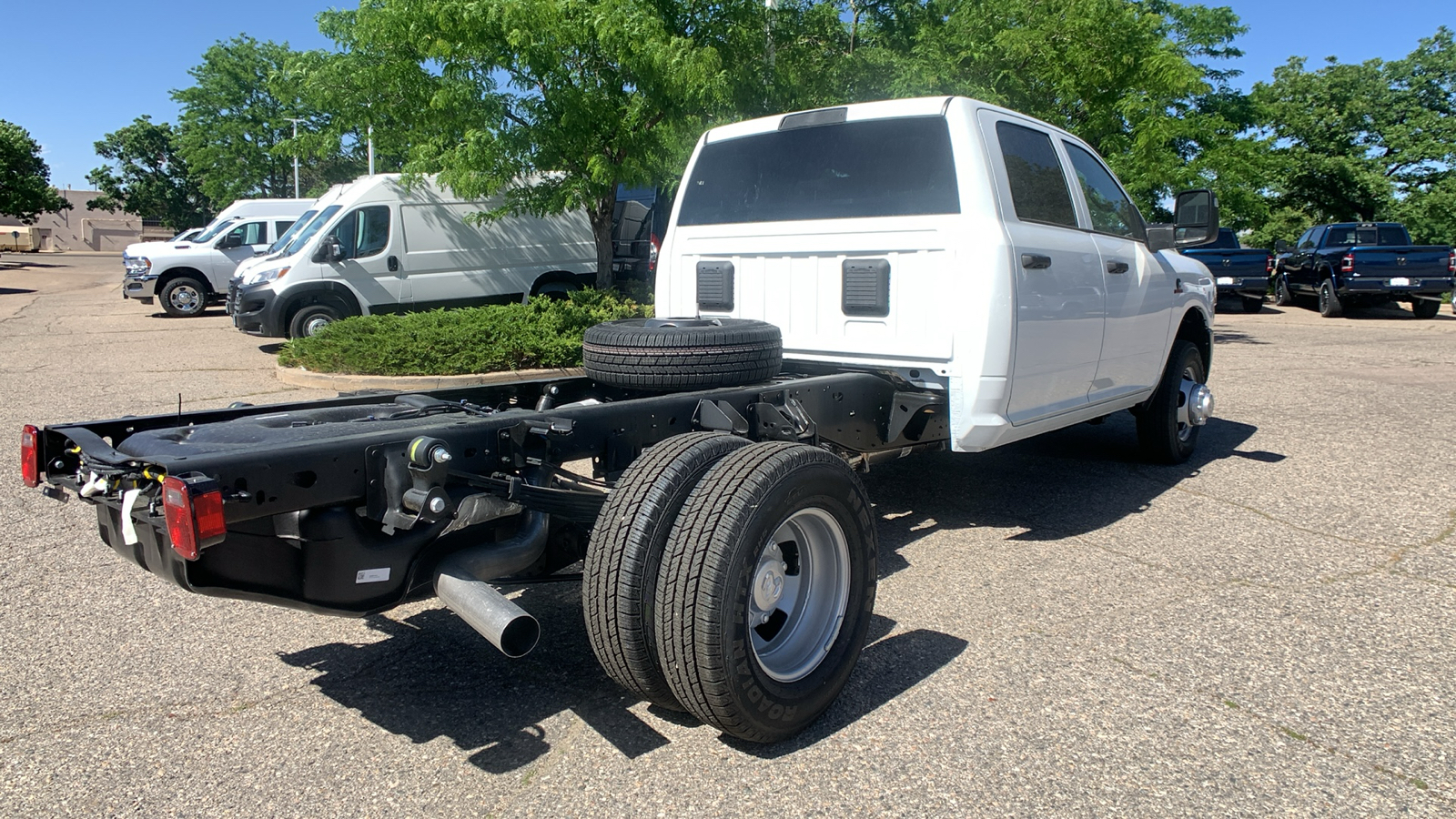 2024 Ram 3500 Chassis Cab Tradesman 6