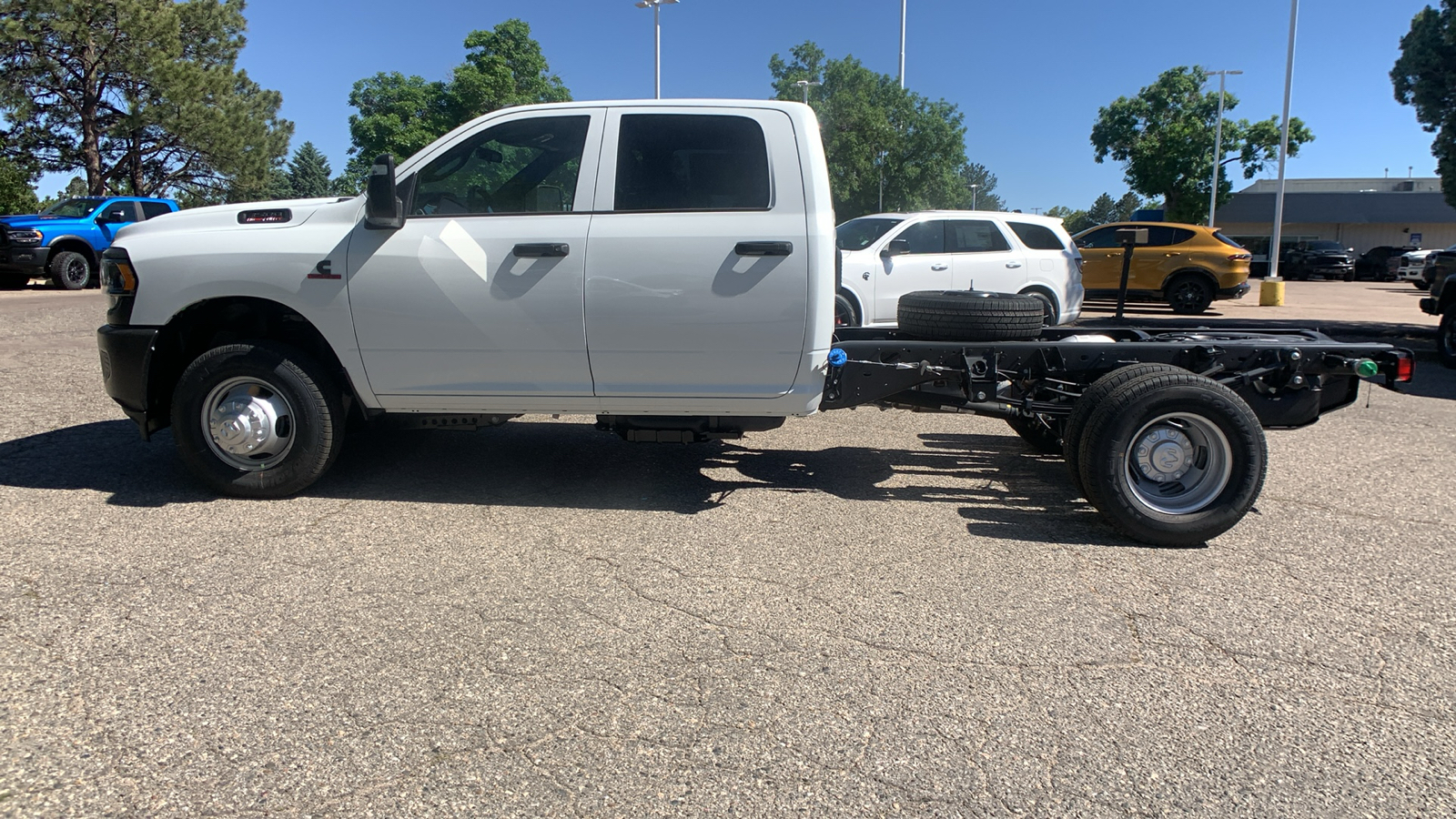 2024 Ram 3500 Chassis Cab Tradesman 12