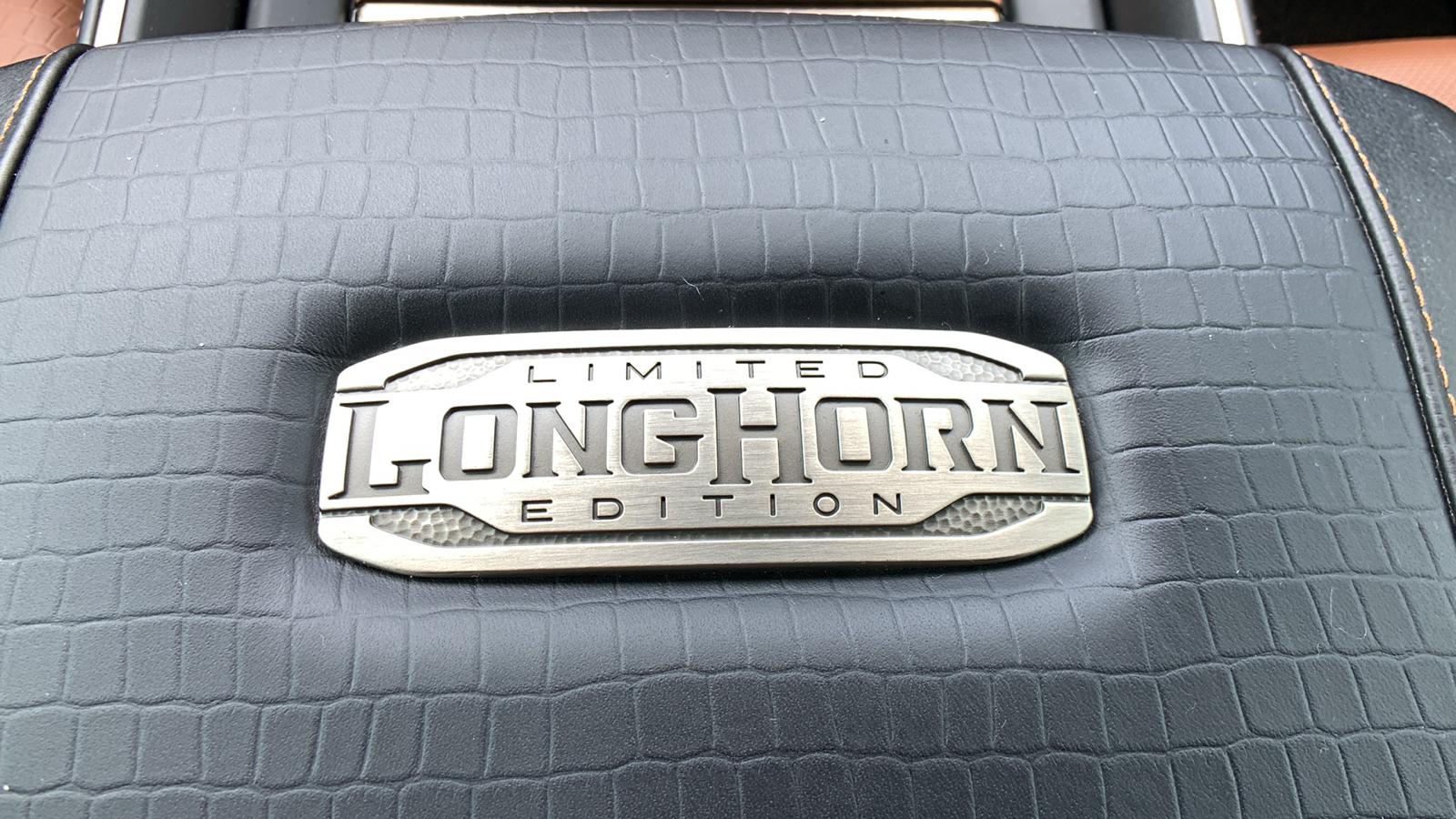 2024 Ram 1500 Longhorn 38