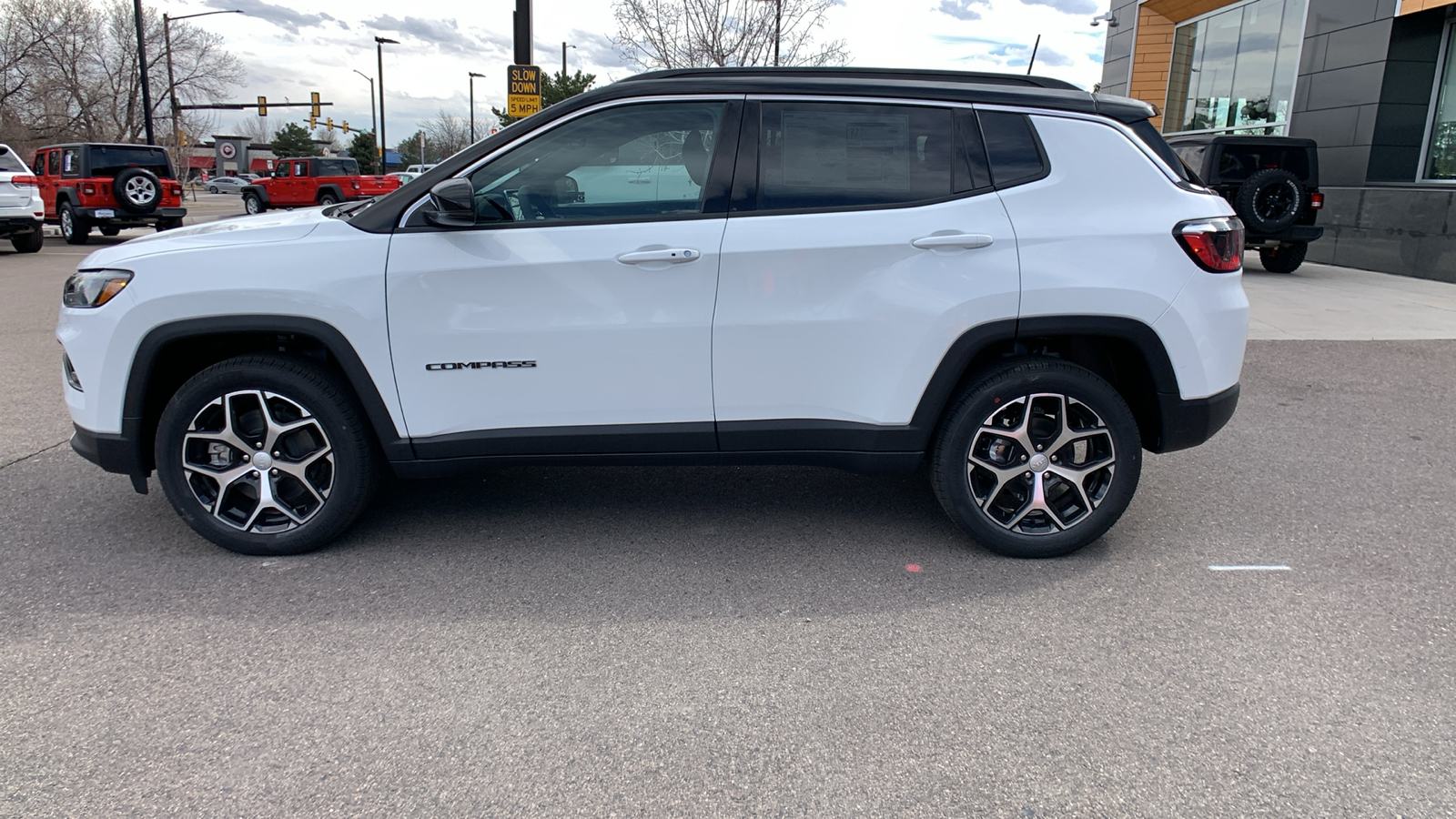 2024 Jeep Compass Limited 10