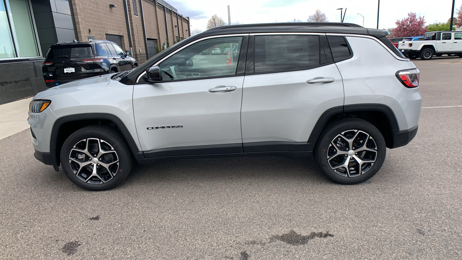 2024 Jeep Compass Limited 10