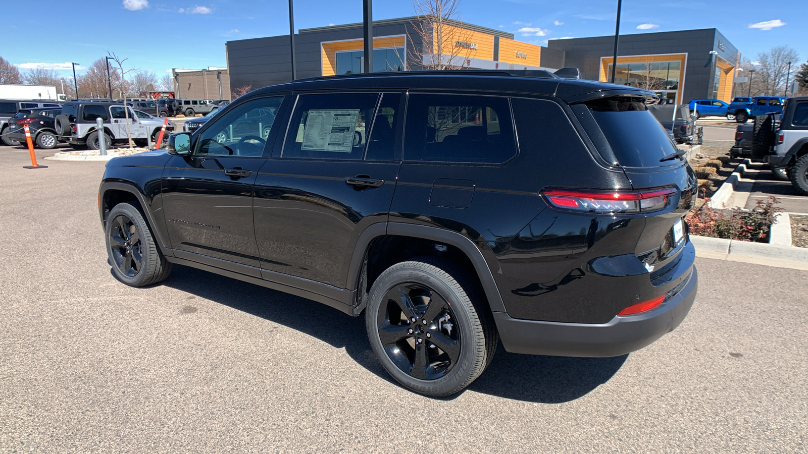 2024 Jeep Grand Cherokee L Altitude X 9