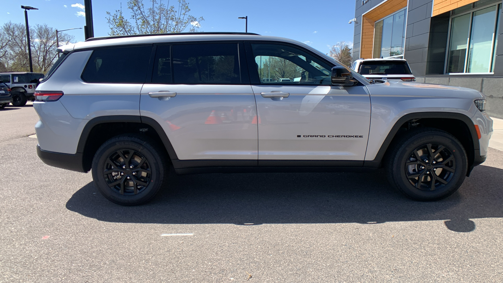 2024 Jeep Grand Cherokee L Altitude X 5