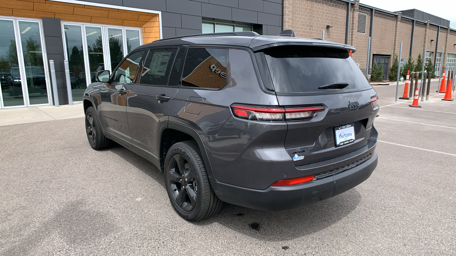 2024 Jeep Grand Cherokee L Altitude 8