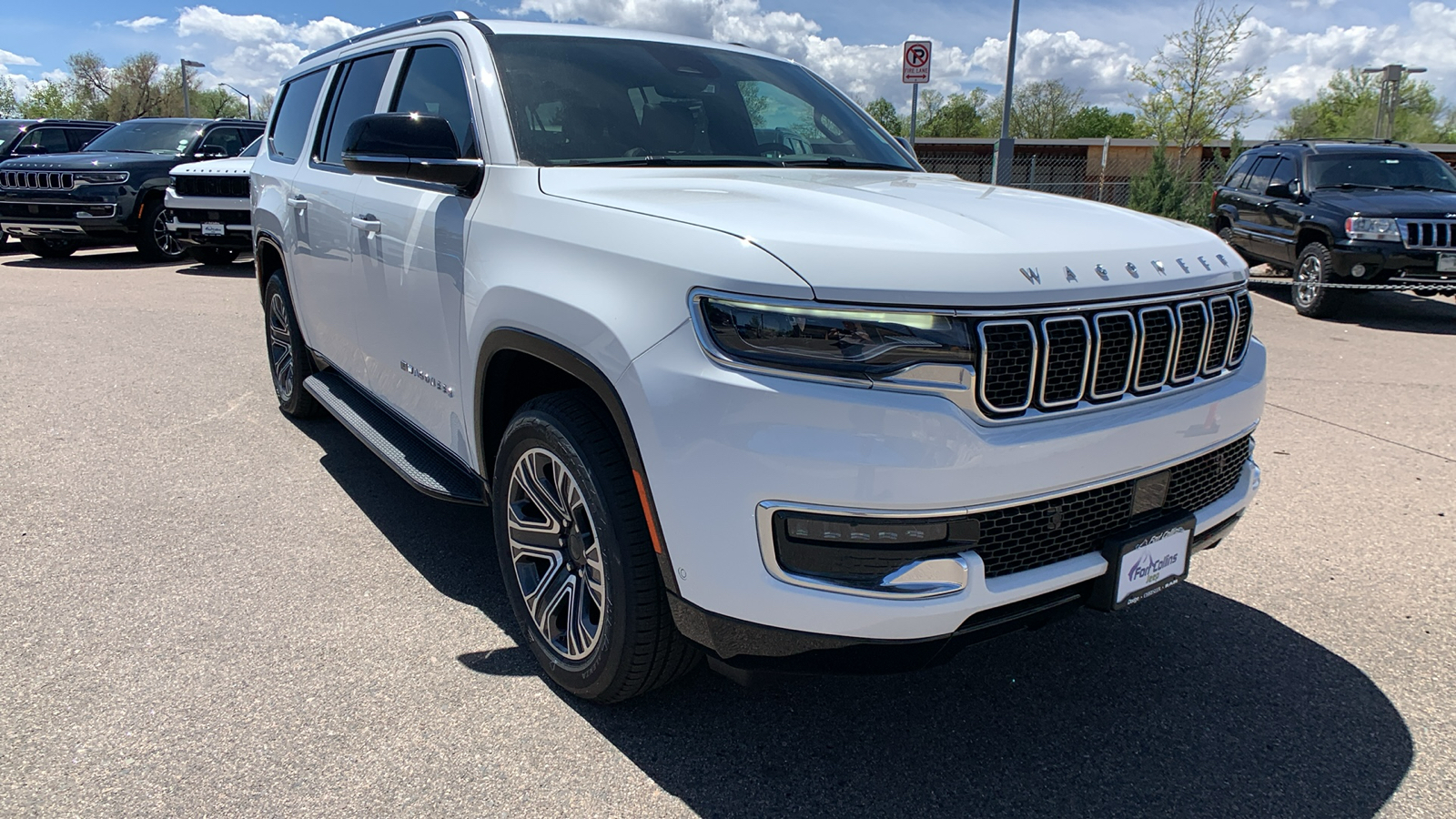 2024 Jeep Wagoneer L Base 4