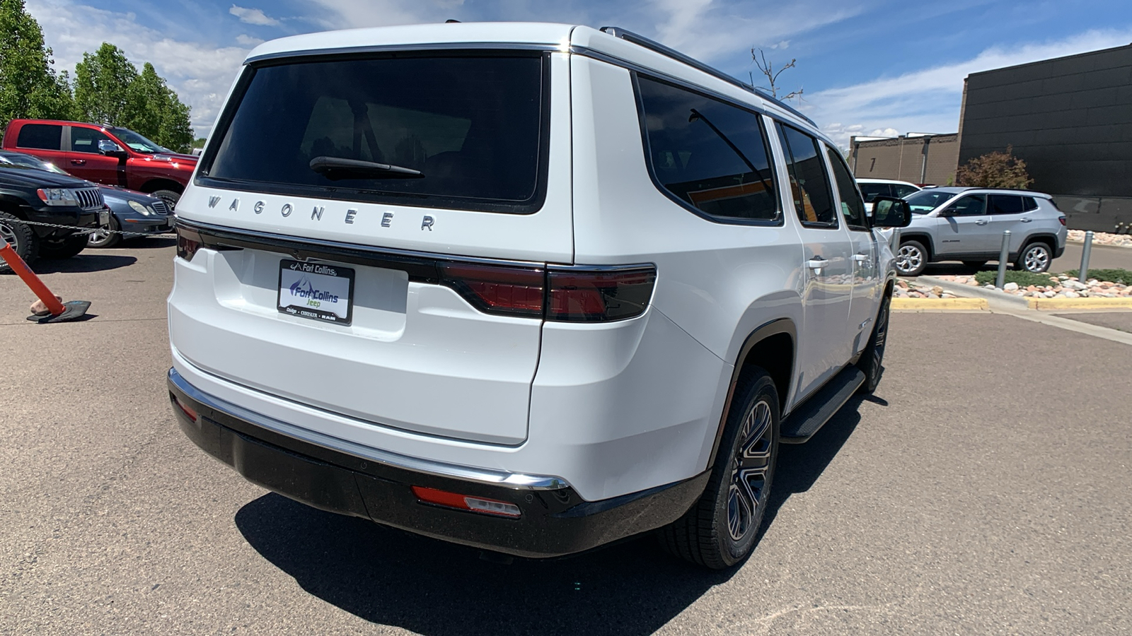 2024 Jeep Wagoneer L Base 7