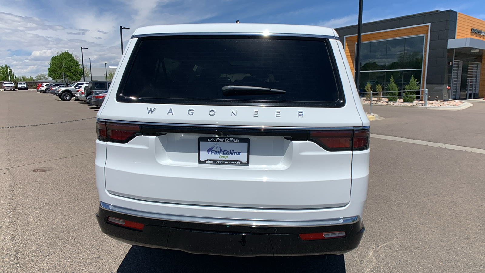 2024 Jeep Wagoneer L Base 8