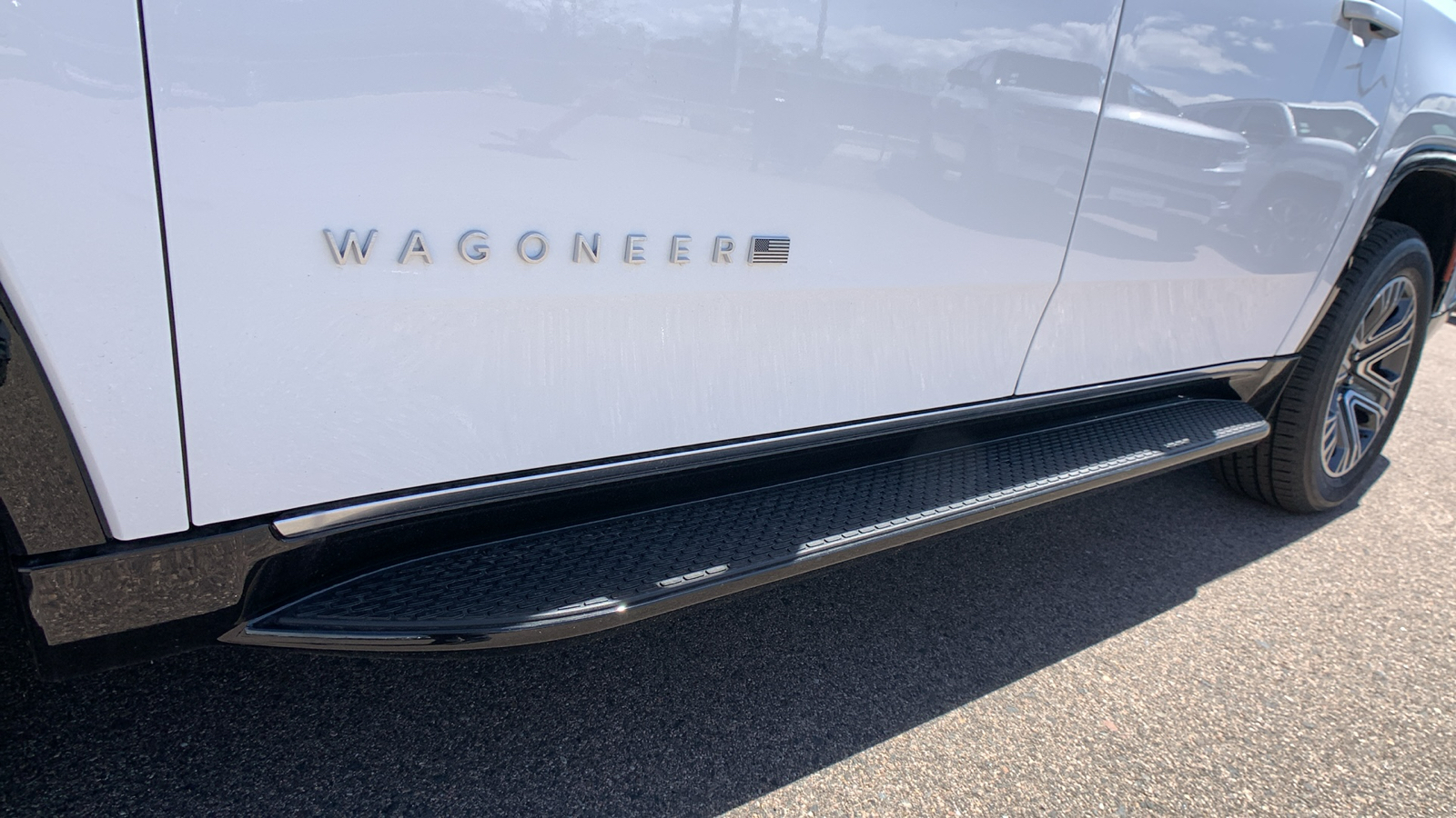 2024 Jeep Wagoneer L Base 14