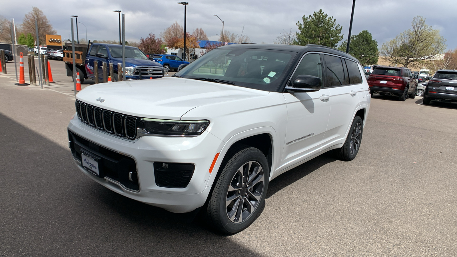 2024 Jeep Grand Cherokee L Overland 2