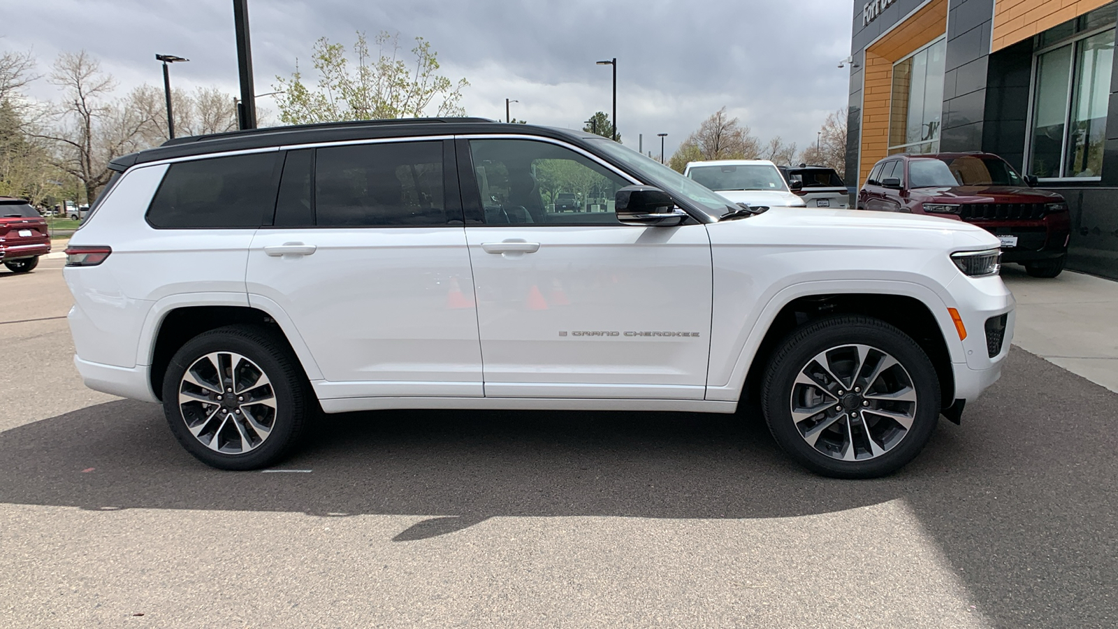 2024 Jeep Grand Cherokee L Overland 5