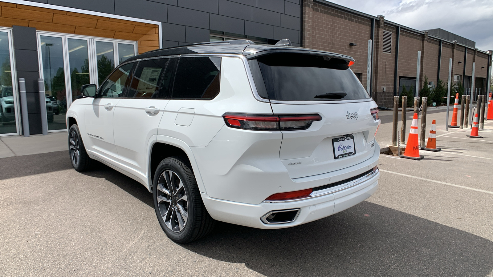 2024 Jeep Grand Cherokee L Overland 8