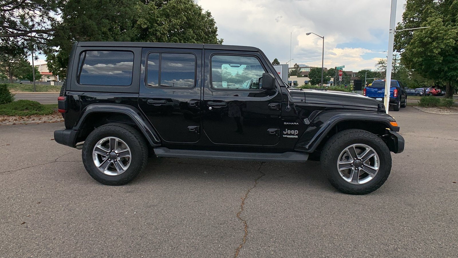 2020 Jeep Wrangler Unlimited Sahara 5