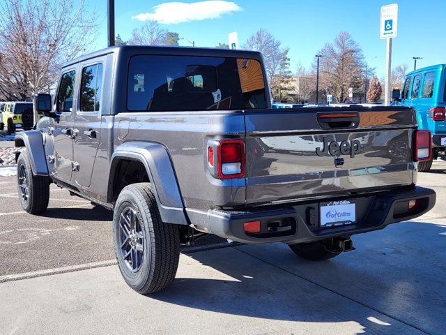 2024 Jeep Gladiator Sport S 3